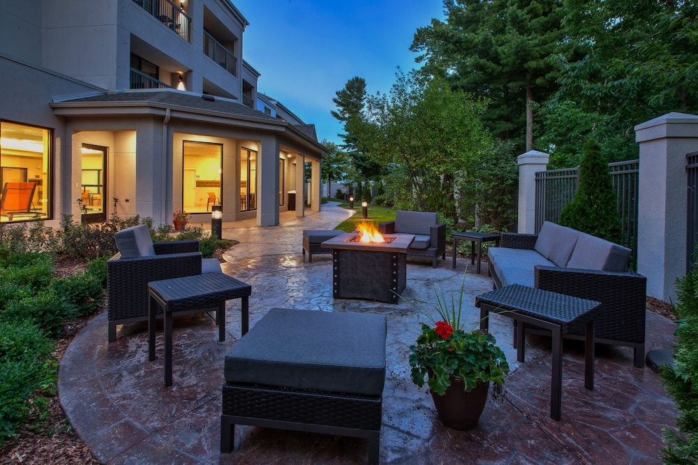 courtyard by marriott traverse city