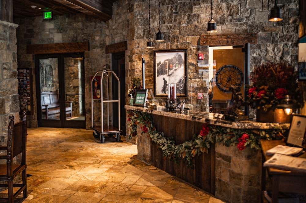 elk country inn