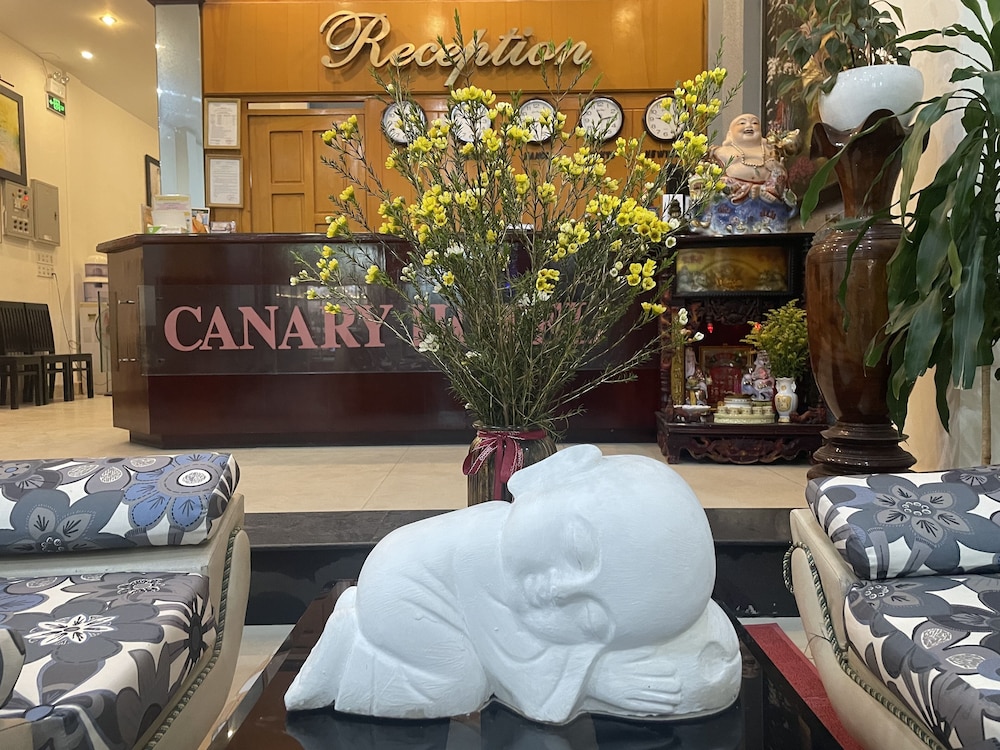 canary hotel hue