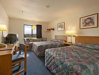 Super 8 By Wyndham Fayetteville,Washington>>Bentonville - Fayetteville,2 star