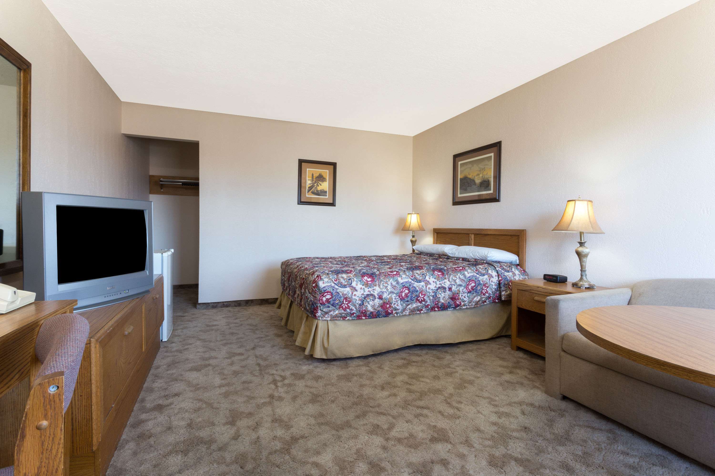 knights inn baker city