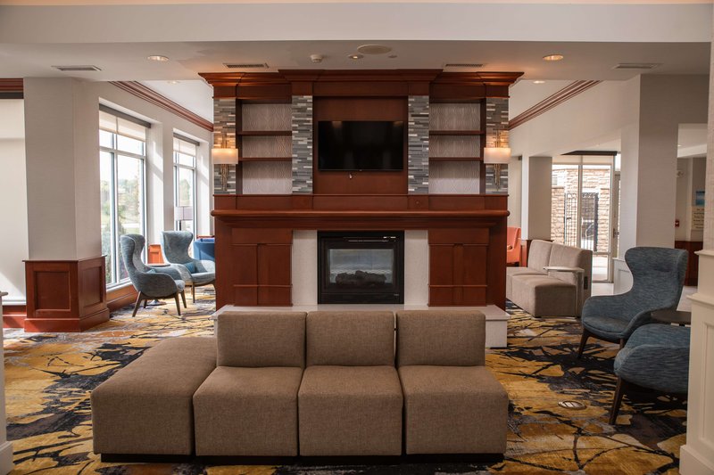 hilton garden inn erie