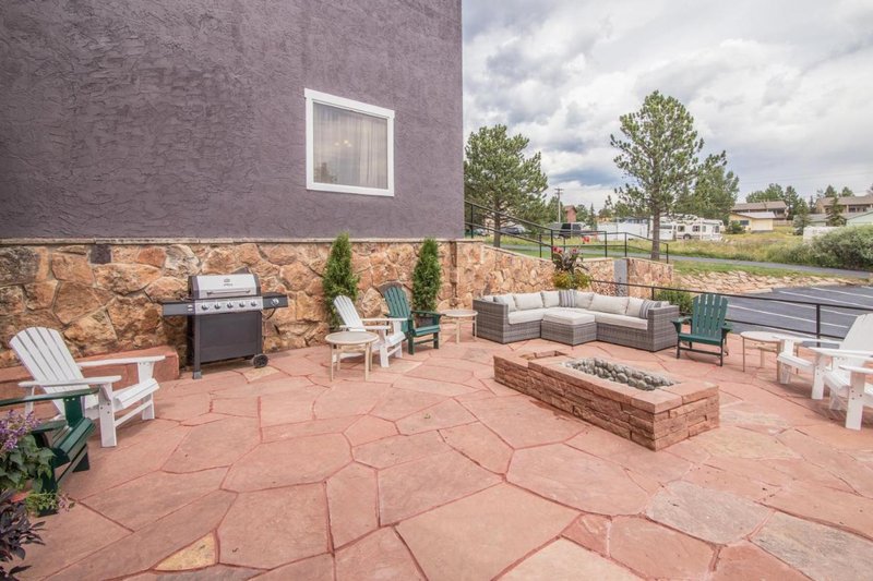 rocky mountain hotel and conference center adults only