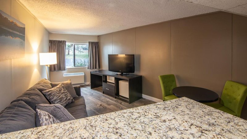 rocky mountain hotel and conference center adults only