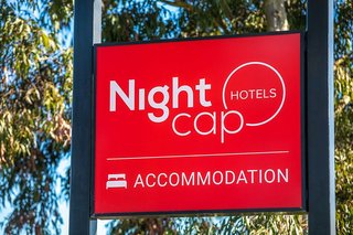 nightcap at ferntree gully hotel motel
