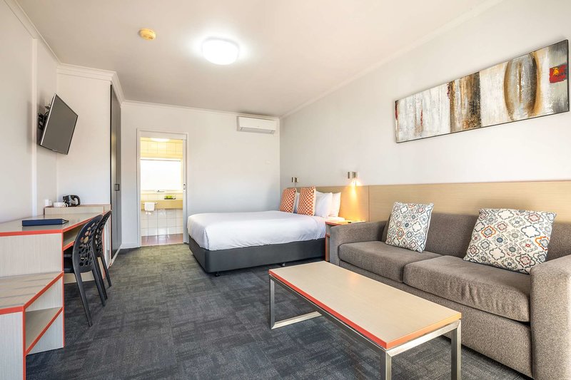 nightcap at ferntree gully hotel motel