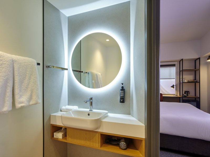 ibis hamilton tainui
