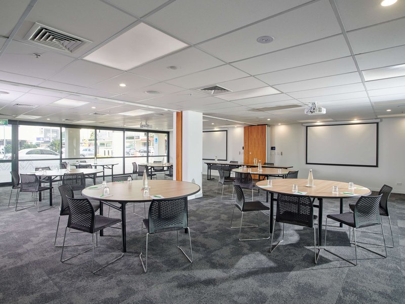 ibis hamilton tainui