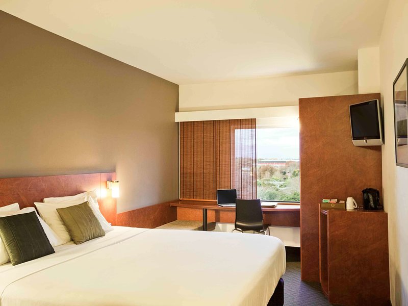 ibis hamilton tainui