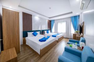 aquarius grand hotel