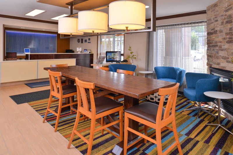fairfield inn and suites by marriott helena
