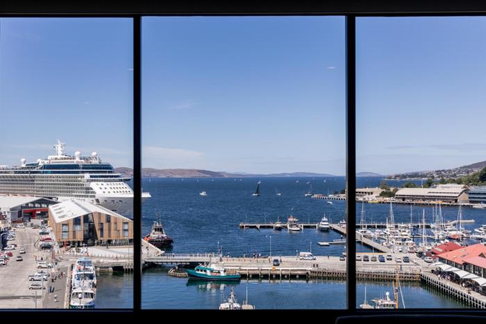 hotel grand chancellor hobart