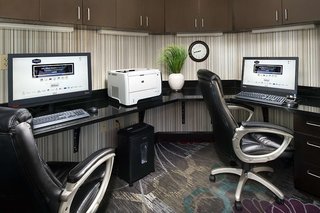 hampton inn and suites tupelo barnes crossing