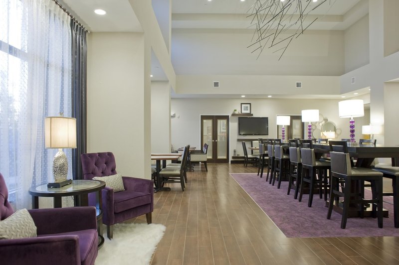 hampton inn and suites tupelo barnes crossing