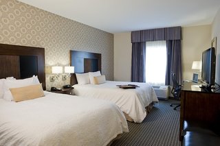 hampton inn and suites tupelo barnes crossing