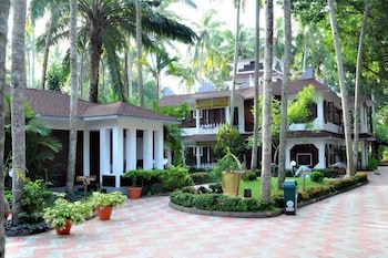 akhil beach resort