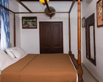 palm tree heritage beach resort