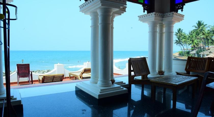 palm tree heritage beach resort