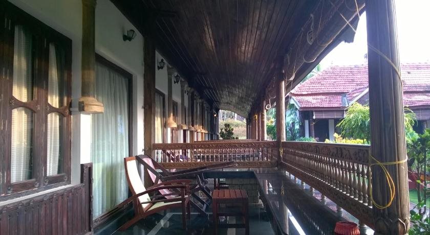 palm tree heritage beach resort