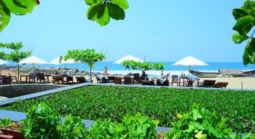 palm tree heritage beach resort