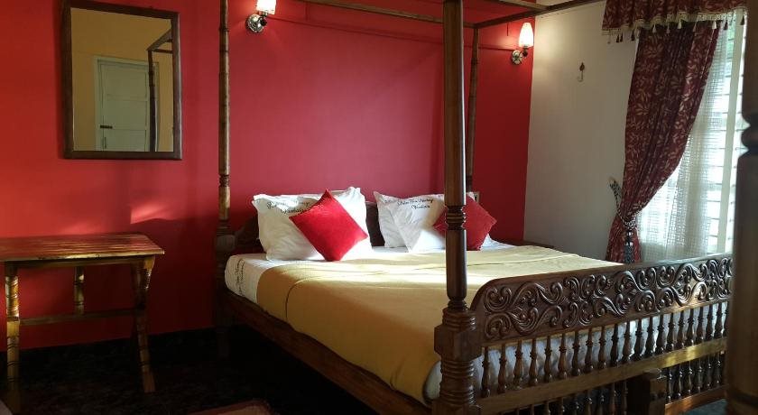 palm tree heritage beach resort