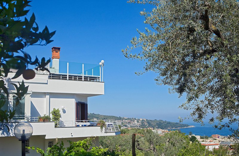 villa oriana relais