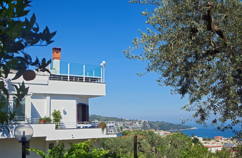 villa oriana relais