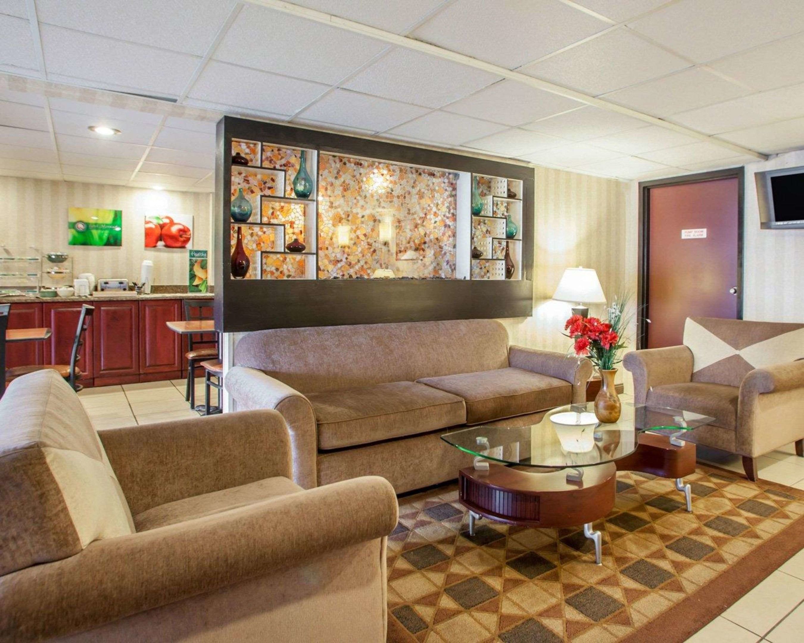 quality inn aurora naperville area
