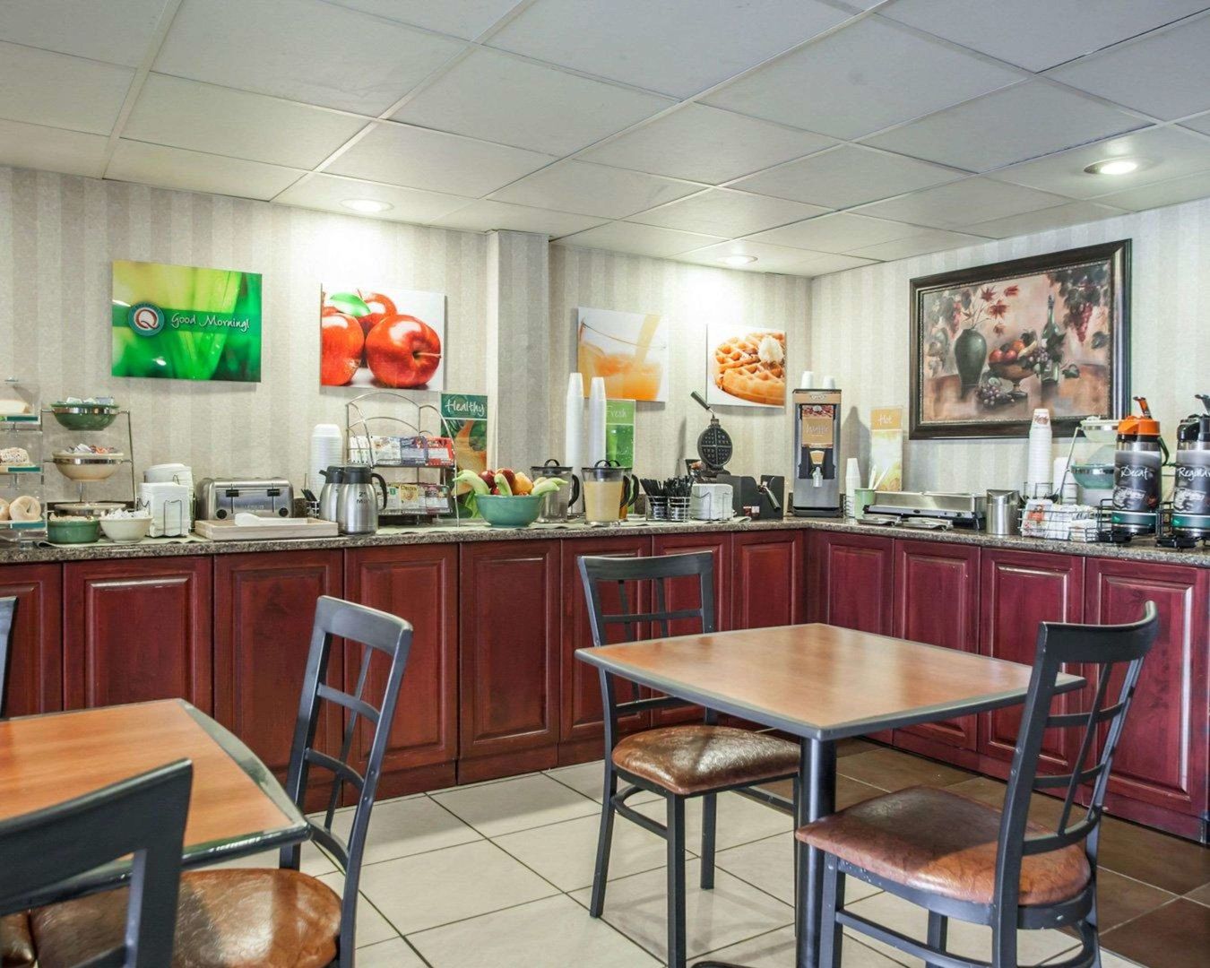 quality inn aurora naperville area