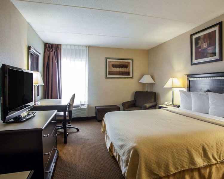 quality inn aurora naperville area