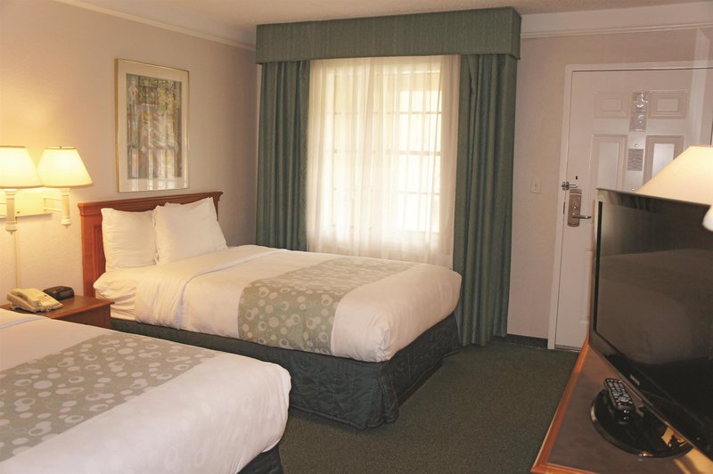 baymont by wyndham austin university area