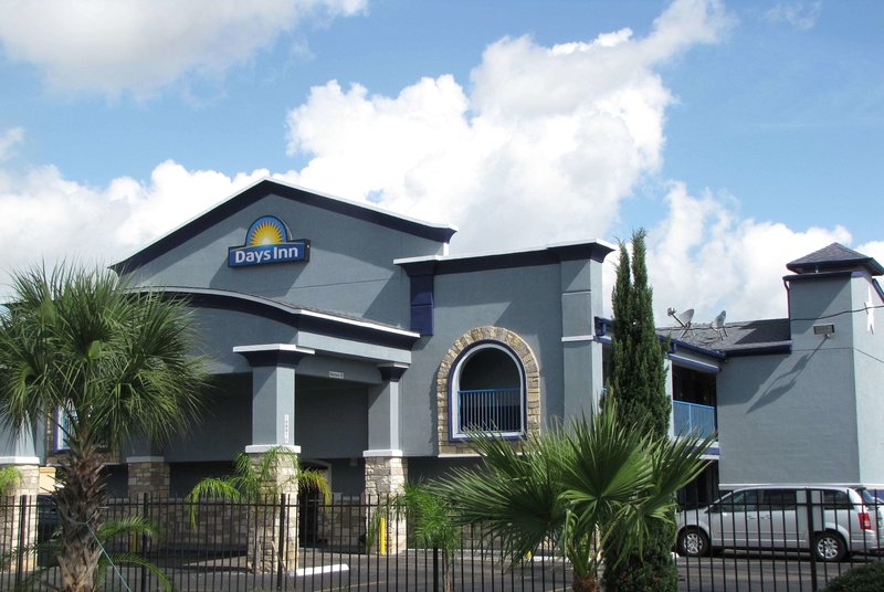 days inn by wyndham houston east
