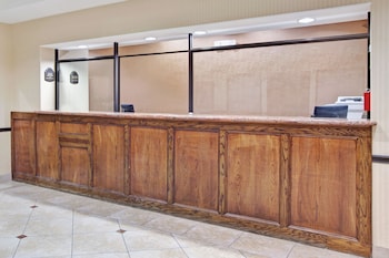 super 8 by wyndham iah west greenspoint