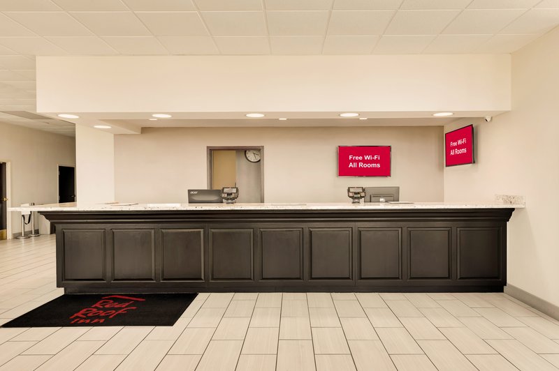 red roof inn gulfport biloxi airport