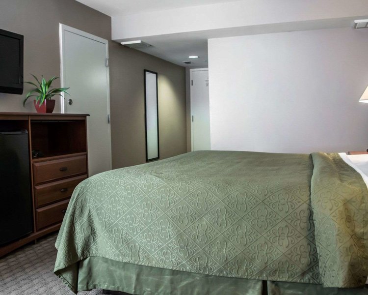 quality inn and suites tampa ybor city