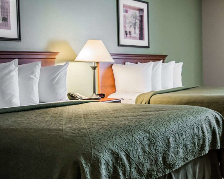 quality inn and suites tampa ybor city