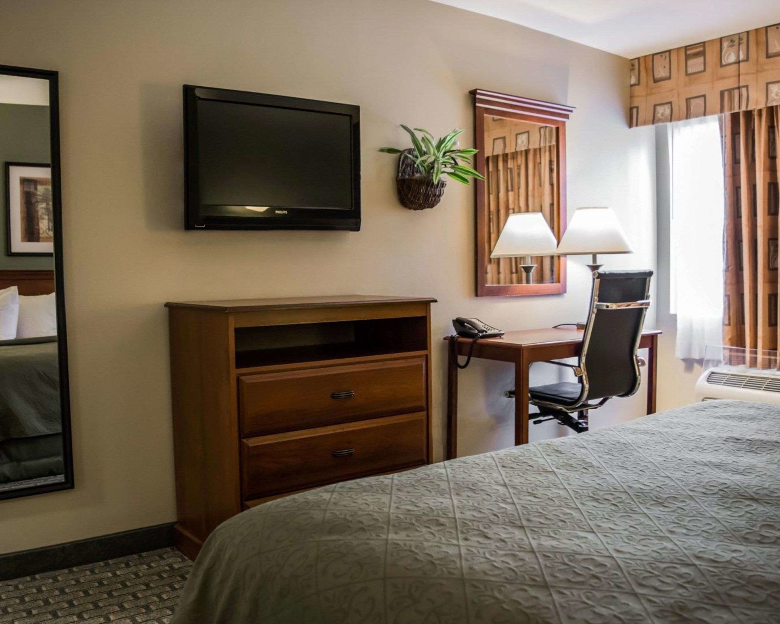 quality inn and suites tampa ybor city