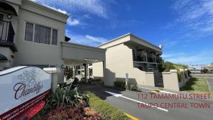 chantillys motor lodge