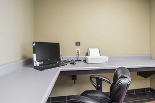 Quality Inn & Suites Thompson,Thompson>>Manitoba,3 star