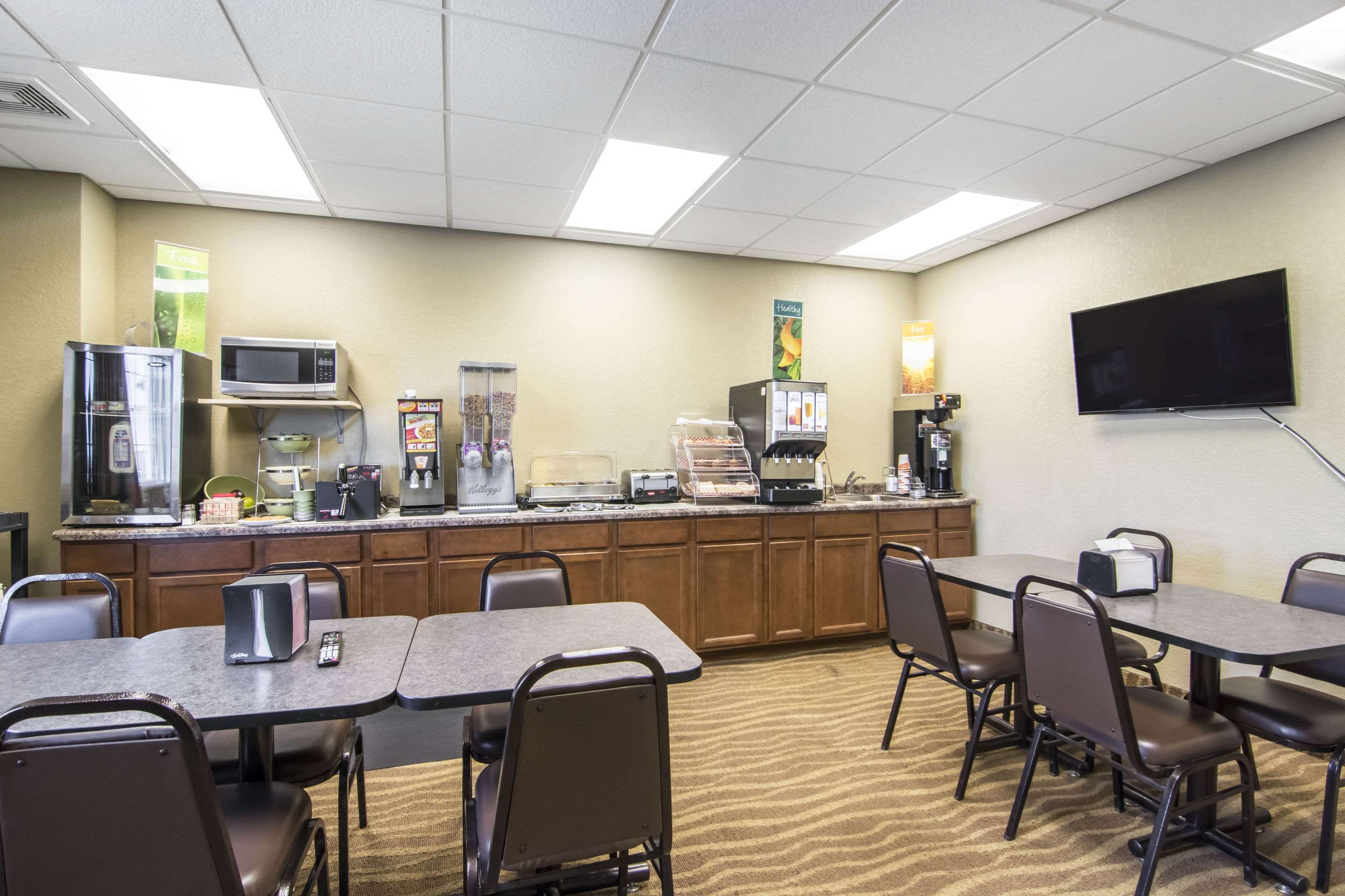 quality inn and suites thompson