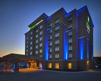 Holiday Inn Express & Suites Timmins By Ihg,Timmins>>Cochrane,3 star