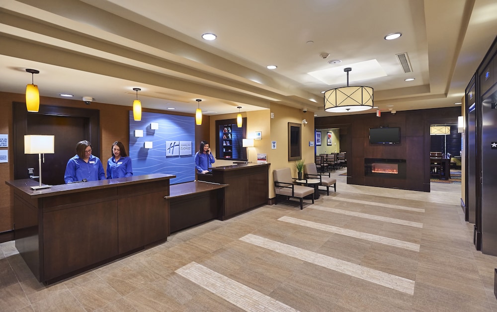 holiday inn express and suites timmins by ihg
