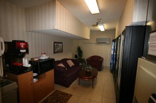 centerway hotel tonawanda