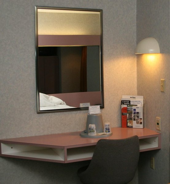 centerway hotel tonawanda