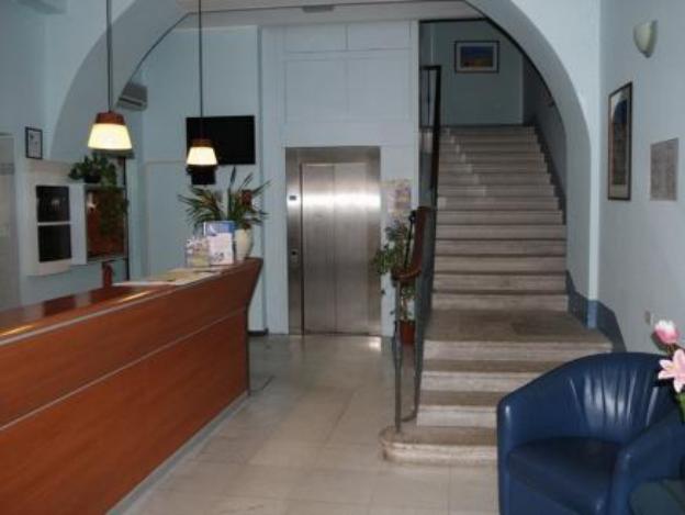 you me design place hotel