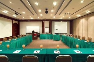 hotel horison arcadia heritage surabaya