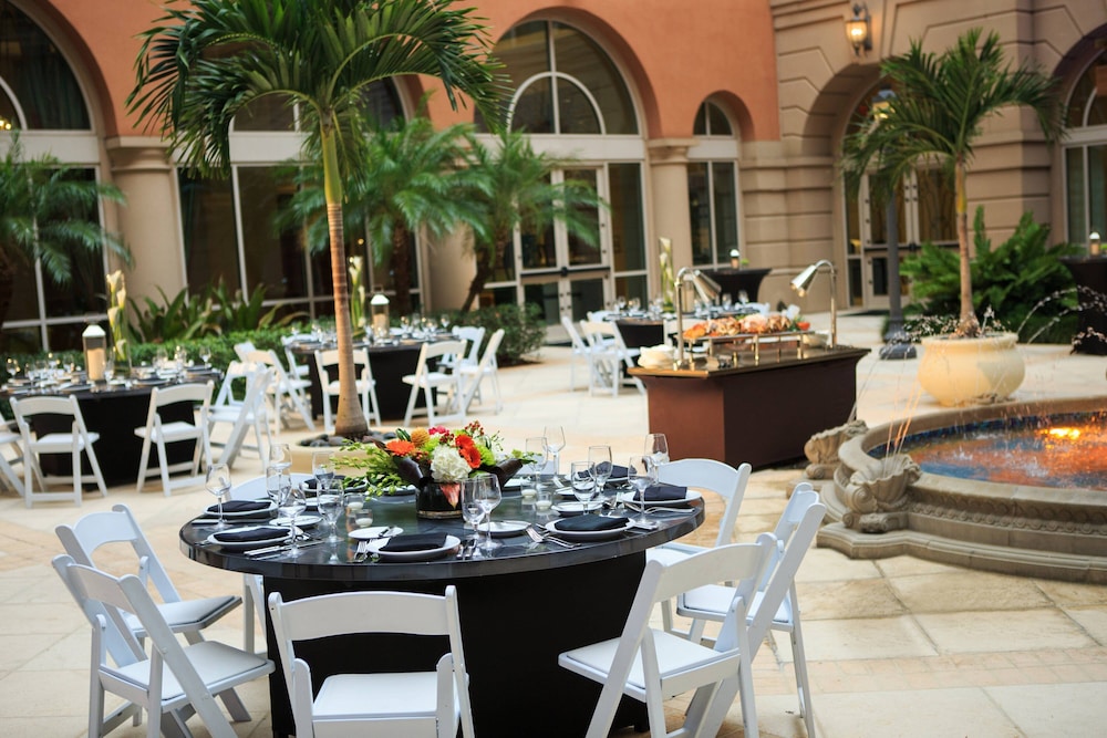 renaissance tampa international plaza hotel