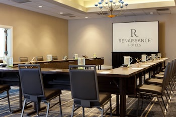 renaissance tampa international plaza hotel
