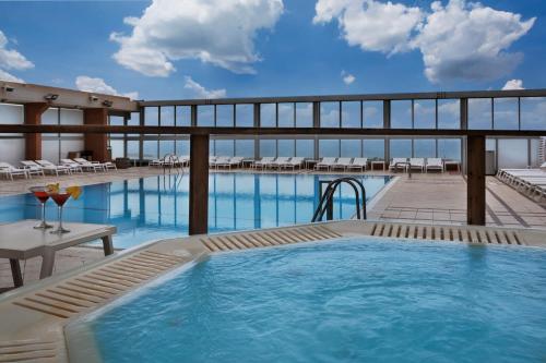 crowne plaza tel aviv beach by ihg