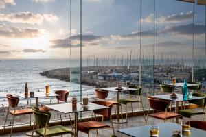 crowne plaza tel aviv beach by ihg